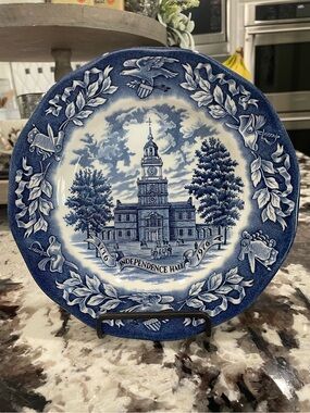 Avon Independence Hall Transfer-ware Made By Enoch Wedgwood - Vintage 1976